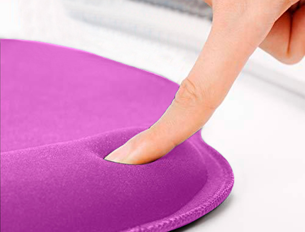 TAPIS SOURIS Q-CONNECT REPOSE-POIGNET ERGONOMIQUE    MOUSSE GRAND CONFORT FACILEMENT NETTOYABLE COLORIS VIOLET