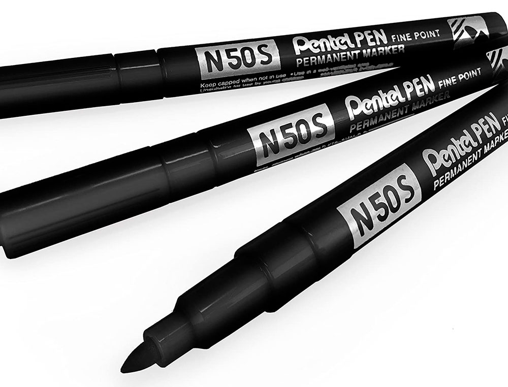 MARQUEUR PENTEL PERMANENT N50S CORPS METAL POINTE       CONIQUE TRES FINE ENCRE       INDELEBILE TOUS SUPPORTS NOIRE