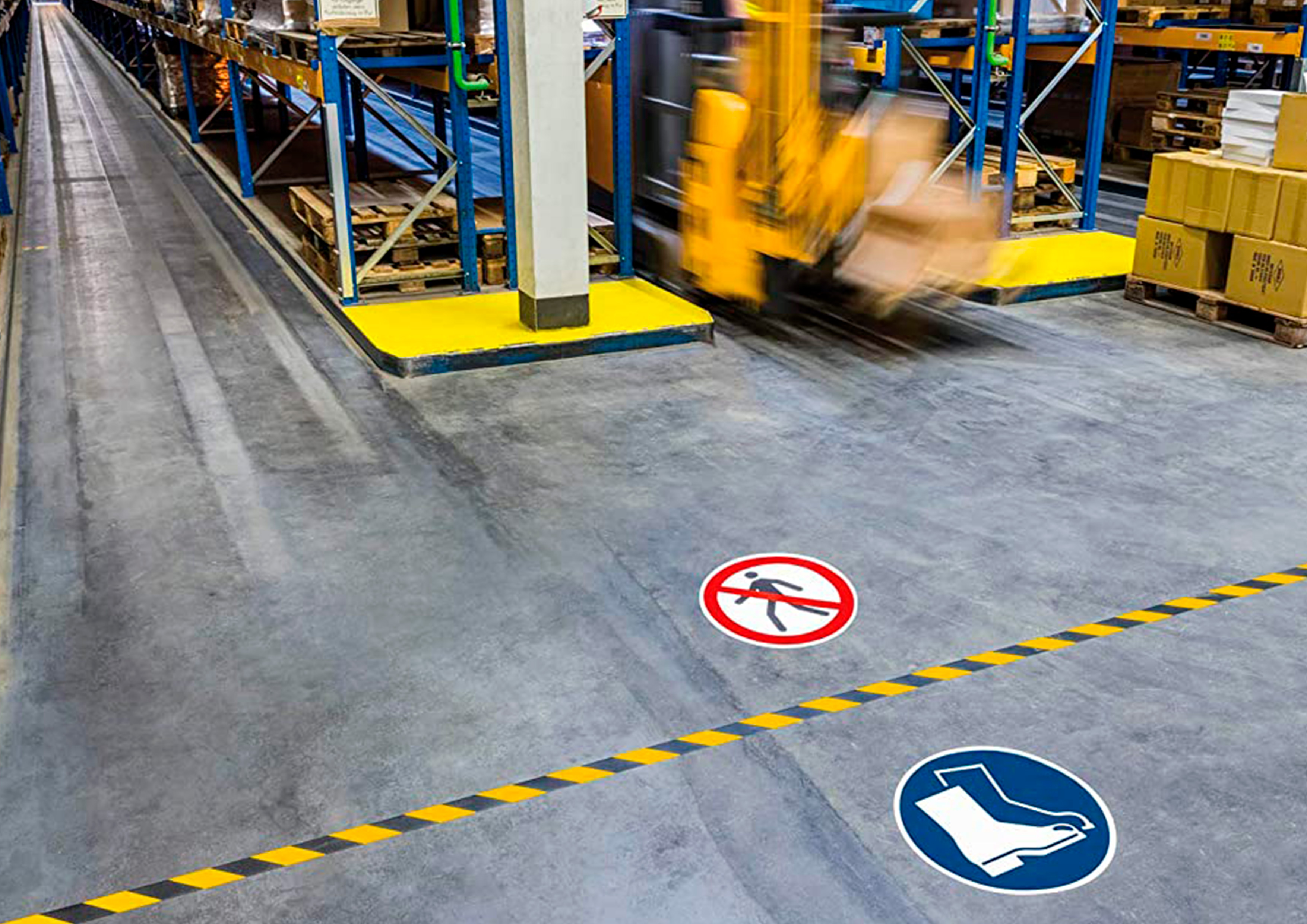 PICTOGRAMME AU SOL INTERDIT AUX PIETONS DURABLE ADHESIF   ENTREPOTS CENTRES             DISTRIBUTION USINES DIAMETRE