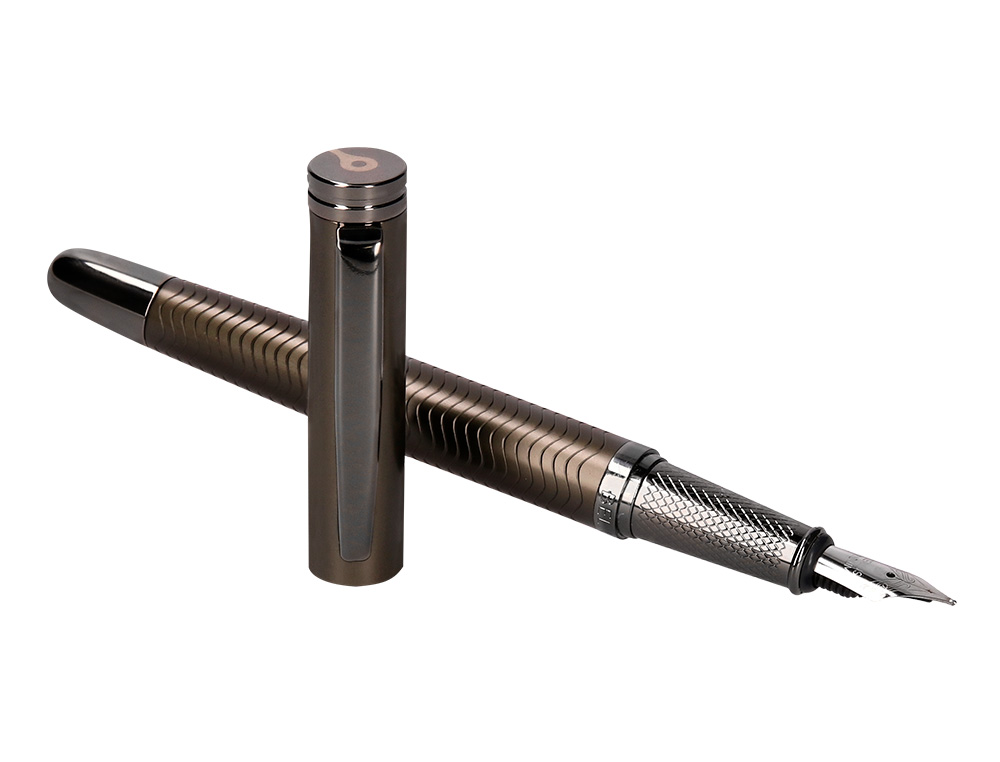 STYLO-PLUME BELIUS NEPTUNO ALUMINIUM TEXTURE ONDULEE ATTRIBUTS GUN ENCRE BLEUE COLORIS KAKI DANS COFFRET CADEAU