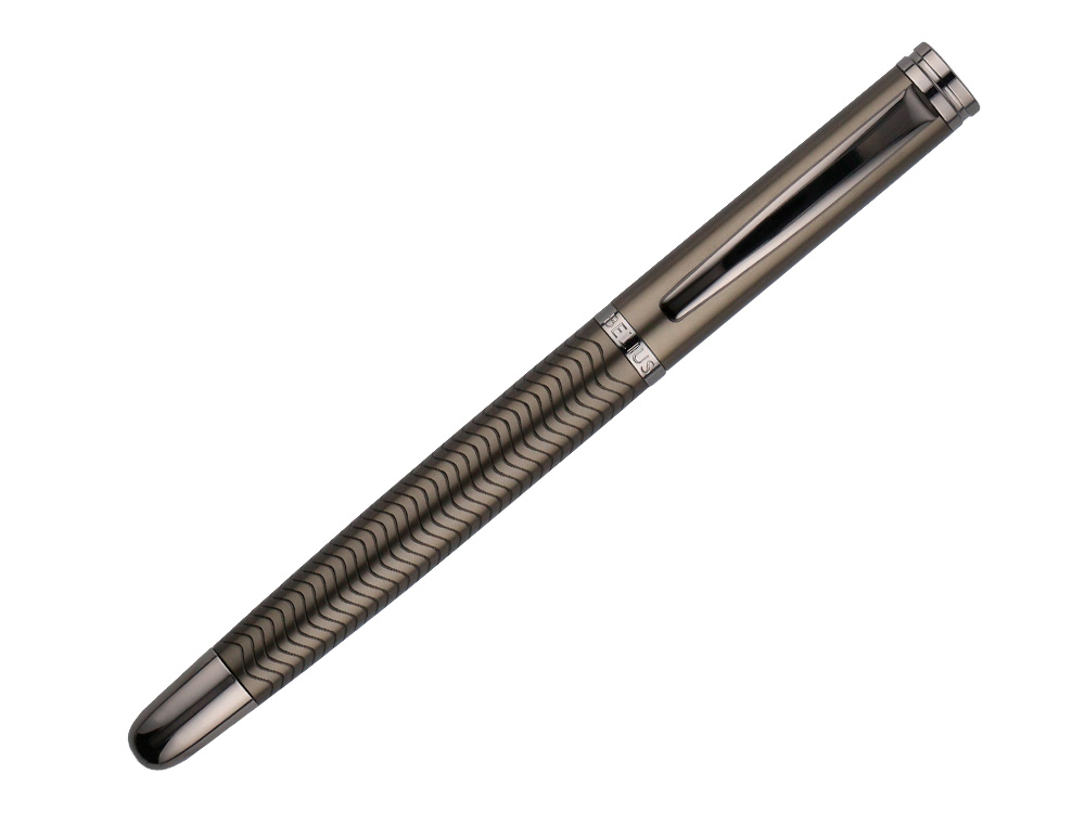 STYLO-PLUME BELIUS NEPTUNO ALUMINIUM TEXTURE ONDULEE ATTRIBUTS GUN ENCRE BLEUE COLORIS KAKI DANS COFFRET CADEAU