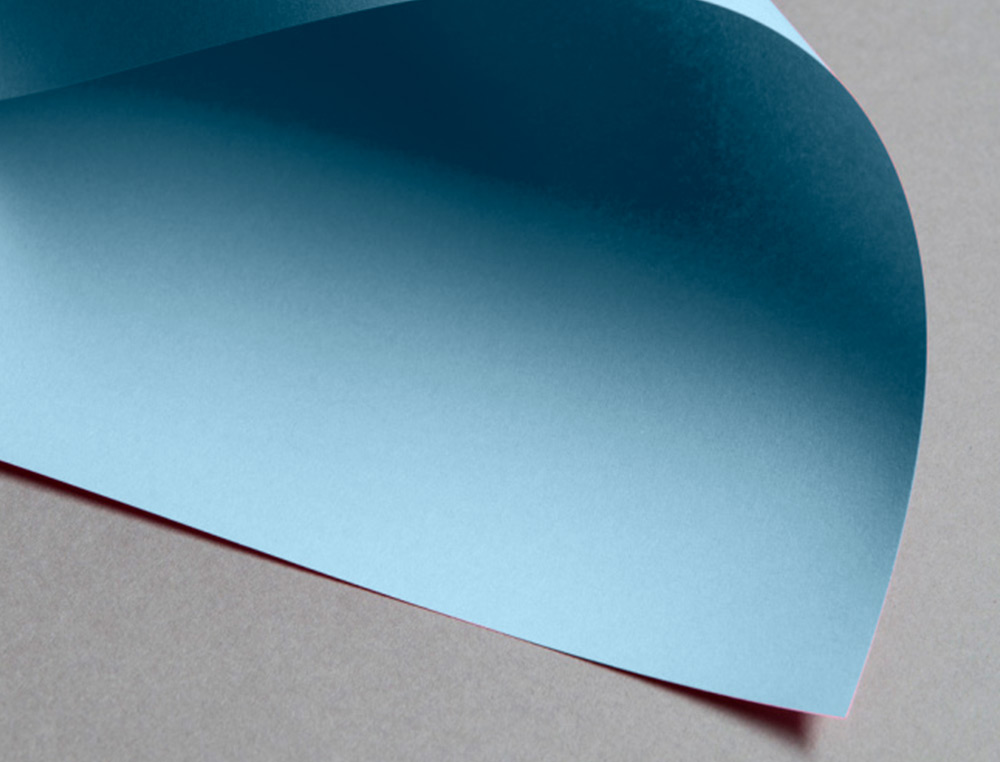 PAPIER CLAIREFONTAINE MULTIFONCTION LASER COULEUR   TROPHE A4 160G/M2 BLEU VIF    PARFAITE OPACITE PAQUET 500