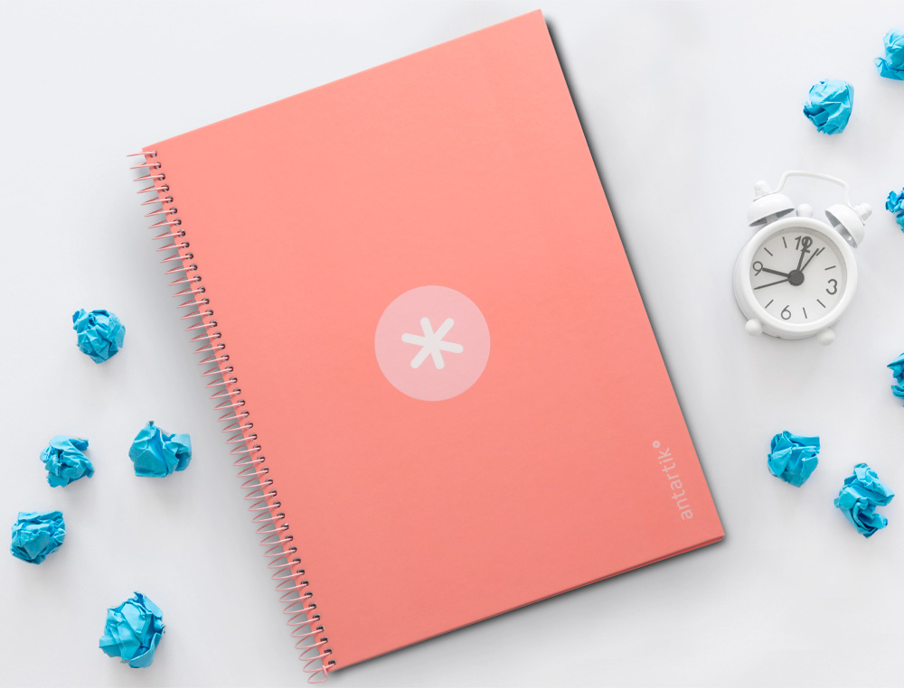 CAHIER SPIRALE ANTARTIK A4 160P 90G COUVERTURE REMBORDEE 5X5MM 4 TROUS 1 BANDE COLORIS ROSE