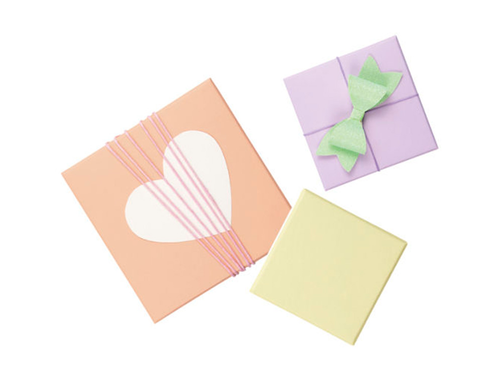 BOITE EN CARTON CARREES 12 PIECES COLORIS PASTEL         ASSORTIS