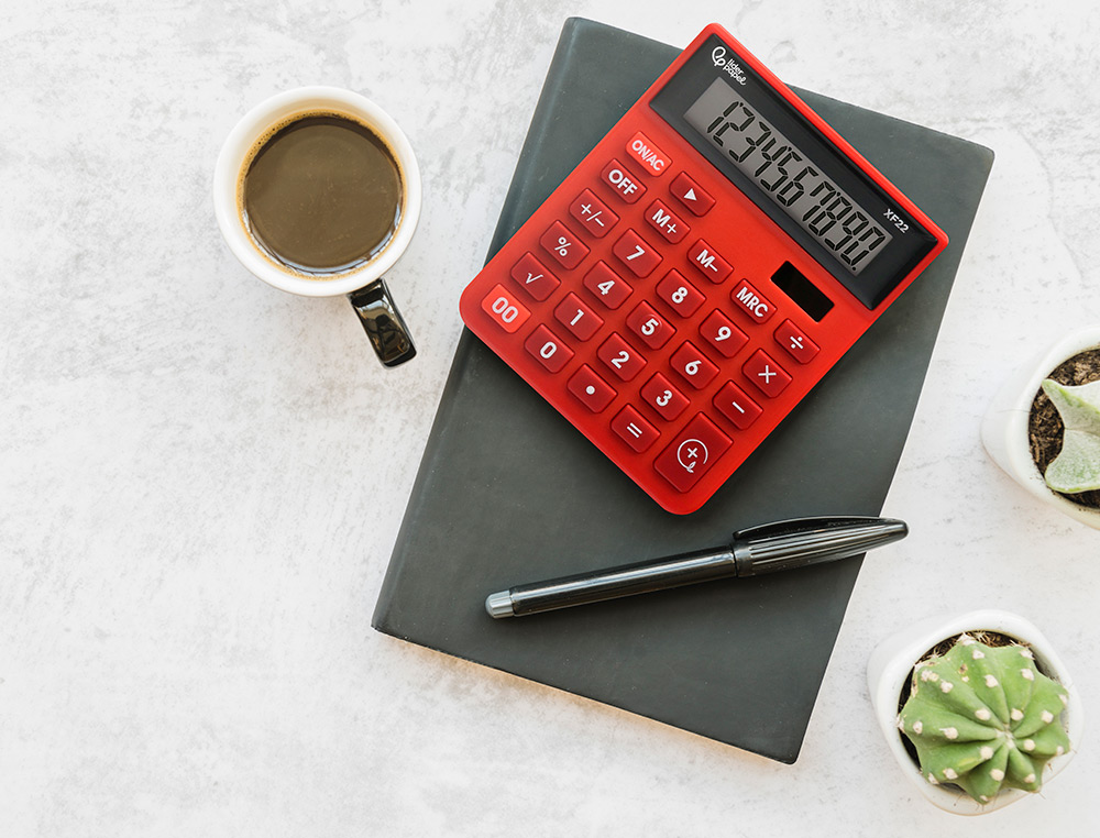 CALCULATRICE DE BUREAU LIDERPAPEL XF22 10 CHIFFRES   SOLAIRE ET PILES 127X105X24   MM COLORIS ROUGE