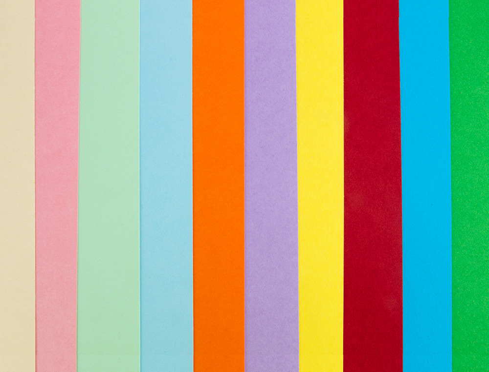 PAPIER CARTONNE LIDERPAPEL A4 180GR COLORIS ASSORTIS PAQUET 100 FEUILLES