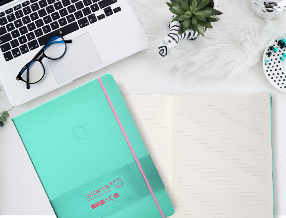 CARNET FERMETURE ELASTIQUE ROSE ANTARTIK NOTES COUVERTURERIGIDE A4 LIGNE 100 FEUILLES 80GR FSC COLORIS TURQUOISE
