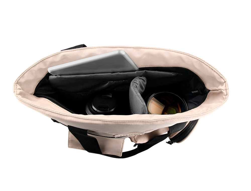 SAC MULTIFONCTION ANTARTIK MODELE BOLSO FLIP BAG         400X120X390MM COLORIS BEIGE   CLAIR