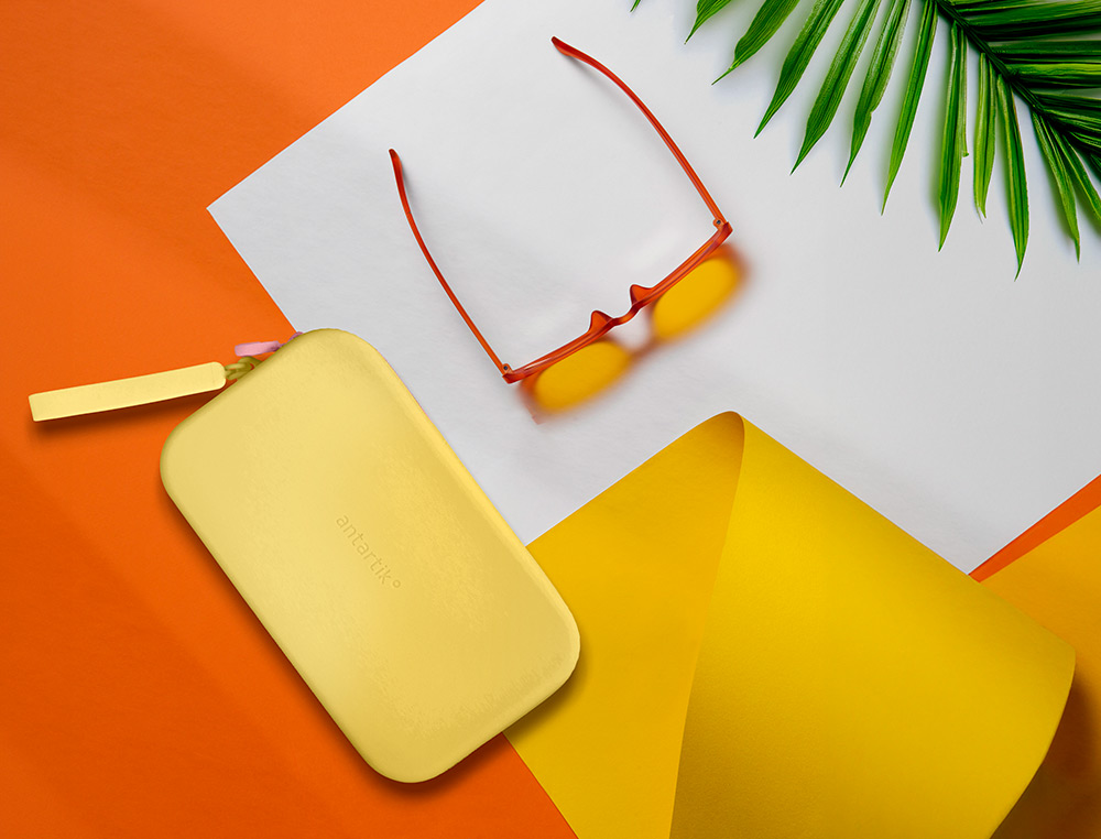 FOURRE-TOUT ANTARTIK PLAT EN SILICONE MODELE TROPICAL DIVE 190X120X25MM COLORIS JAUNE