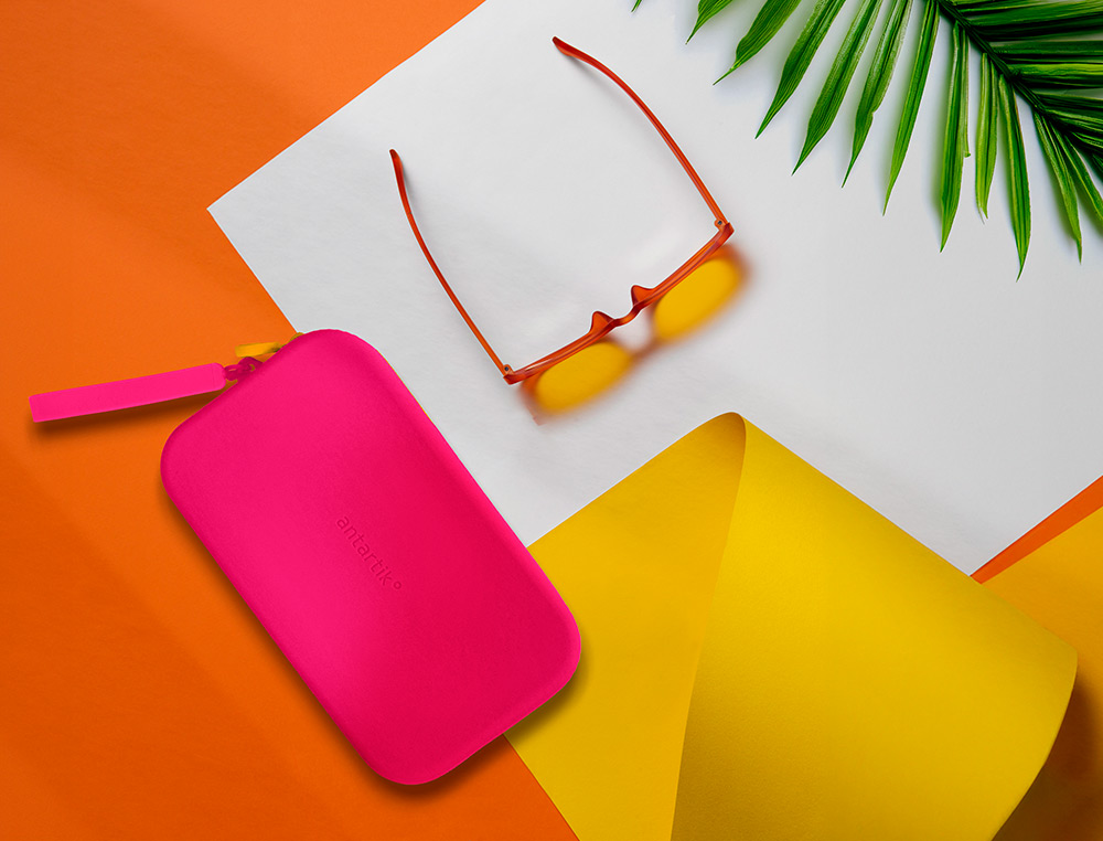 FOURRE-TOUT ANTARTIK PLAT EN SILICONE MODELE TROPICAL DIVE 190X120X25MM COLORIS FUCHSIA