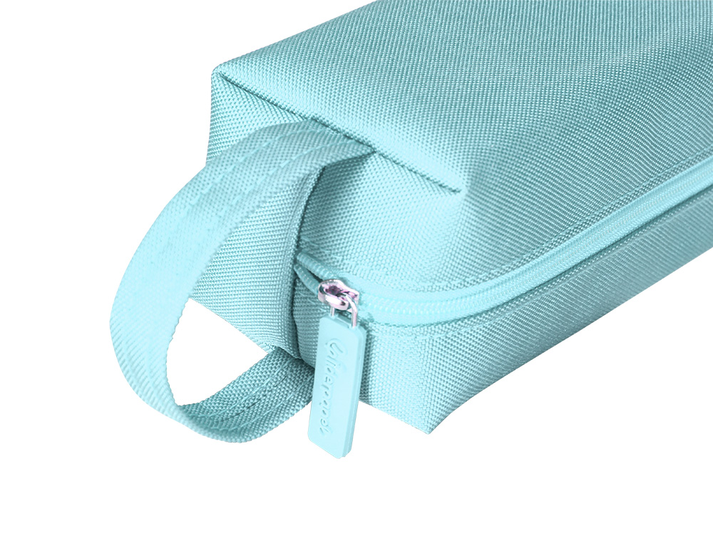 FOURRE-TOUT LIDERPAPEL 1 COMPARTIMENT AVEC ANSE 21X7CM COLORIS BLEU CELESTE