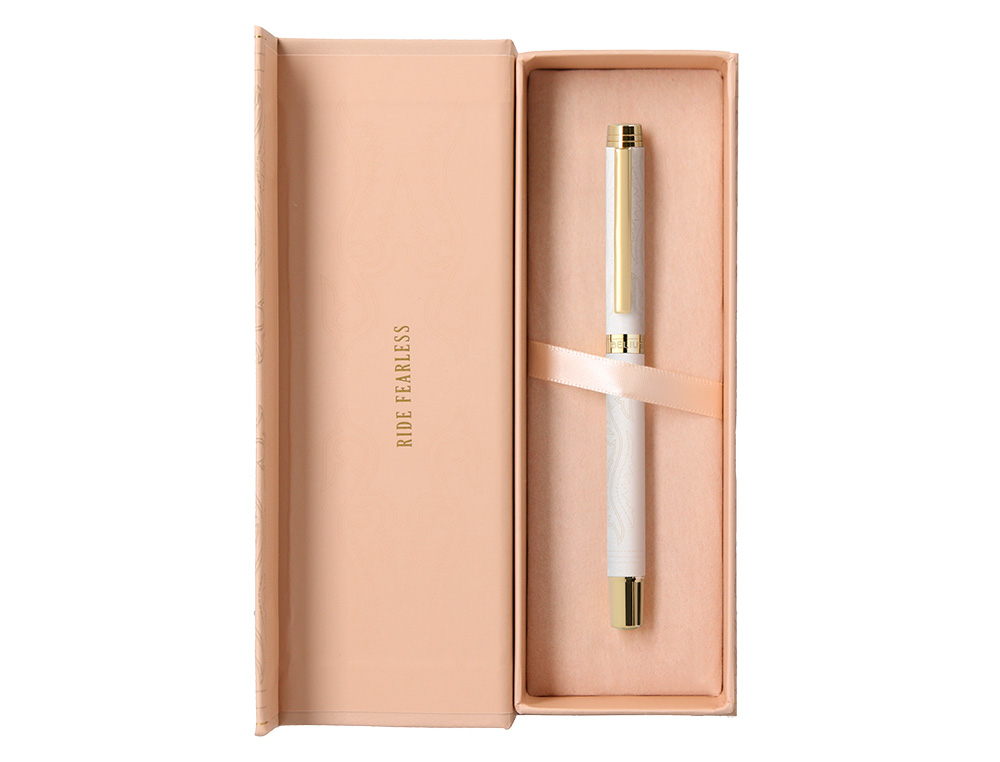 STYLO-BILLE BELIUS WILD WEST ALUMINIUM ENCRE NOIRE ATTRIBUTS DORES COLORIS CREME COFFRET DESIGN