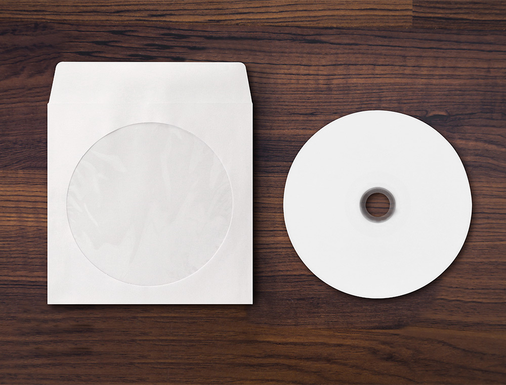 POCHETTE CD/DVD Q-CONNECT PAPIER FENTRE RABAT AUTO-ADHSIF COLORIS BLANC PAQUET 50 UNITS