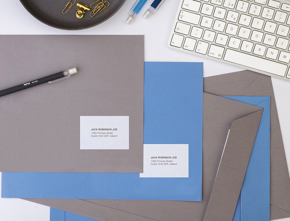 TIQUETTE ADHSIVE Q-CONNECT 105X57MM COINS DROITS IMPRIMANTE JET D'ENCRE LASER COPIEUR BOTE 100 FEUILLES 1000 UNITS