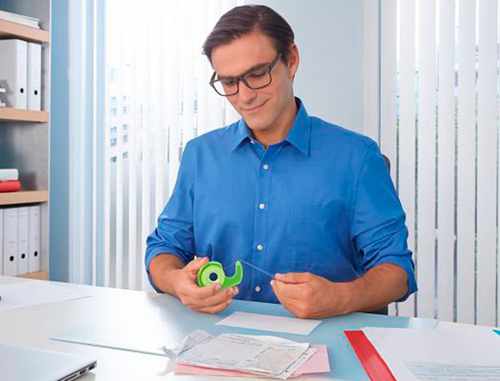 DVIDOIR Q-CONNECT AVEC RUBAN ADHSIF INVISIBLE 33MX19MM
