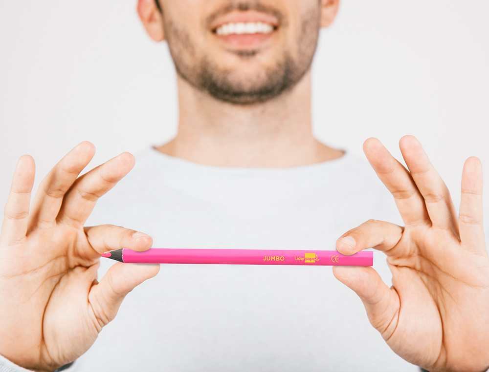 SURLIGNEUR LIDERPAPEL CRAYON DE COULEUR NÉON JUMBO MINE EXTRA-RÉSISTANTE FORME TRIANGULAIRE ERGONOMIQUE COLORIS ROSE