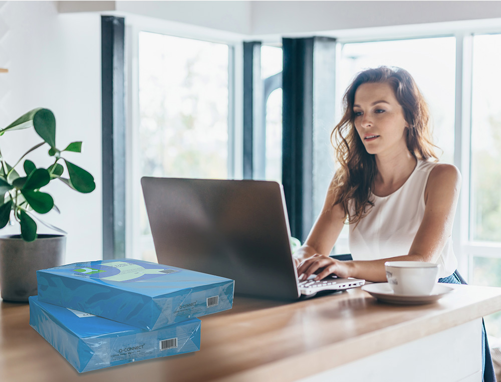 PAPIER COULEUR Q-CONNECT MULTIFONCTION A4 80G/M2 UNICOLORE BLEU INTENSE RAMETTE 500 FEUILLES